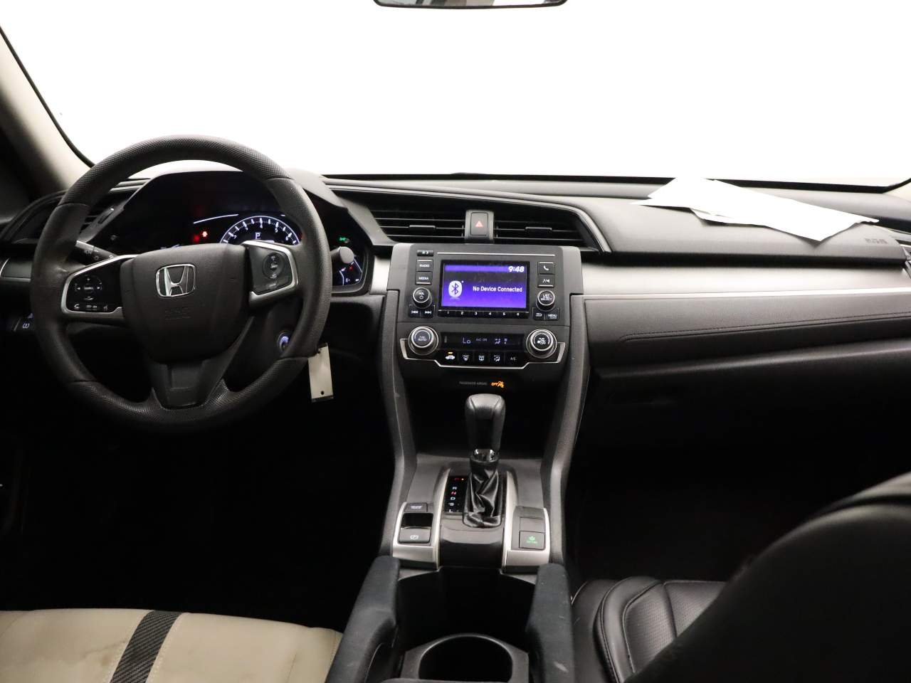 Used 2017 Taffeta White Honda LX image 6