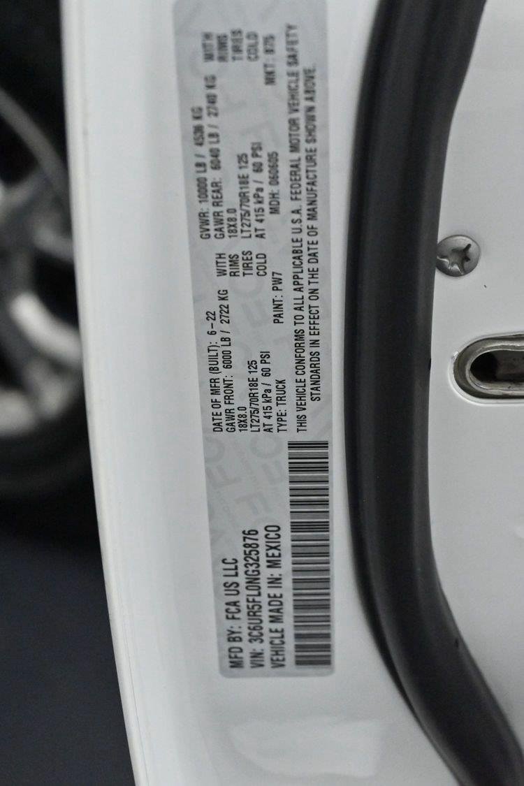 Used 2022 Bright White Clearcoat Ram Laramie image 39
