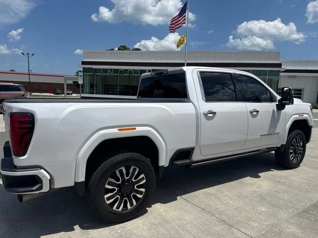 Used 2024 White GMC Denali Ultimate image 4