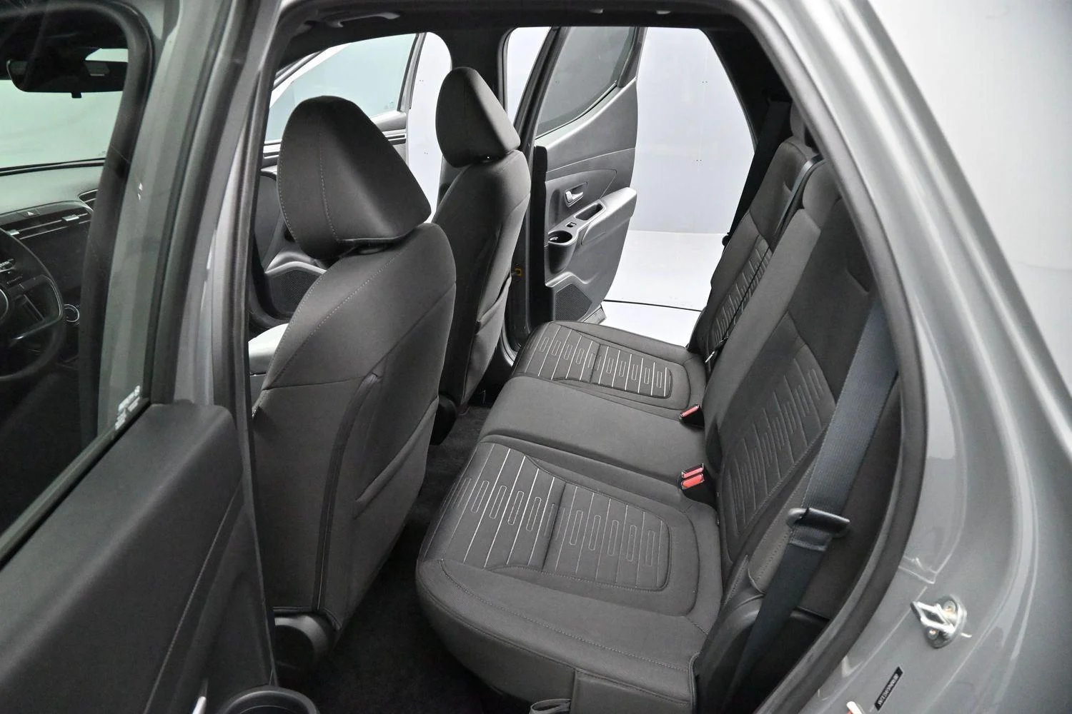 Used 2023 Hampton Gray Hyundai NIGHT image 29