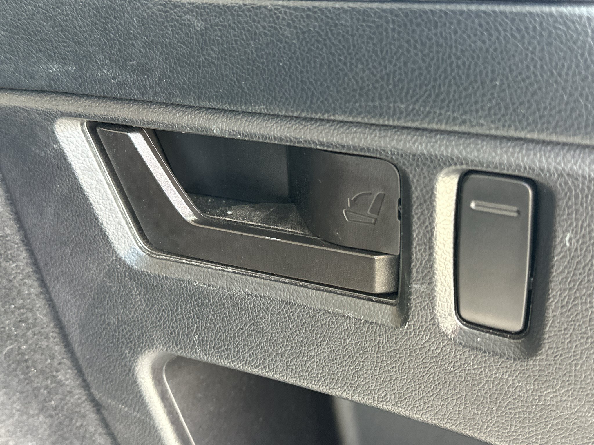 Used 2018 Tungsten Metallic Subaru Premium image 35