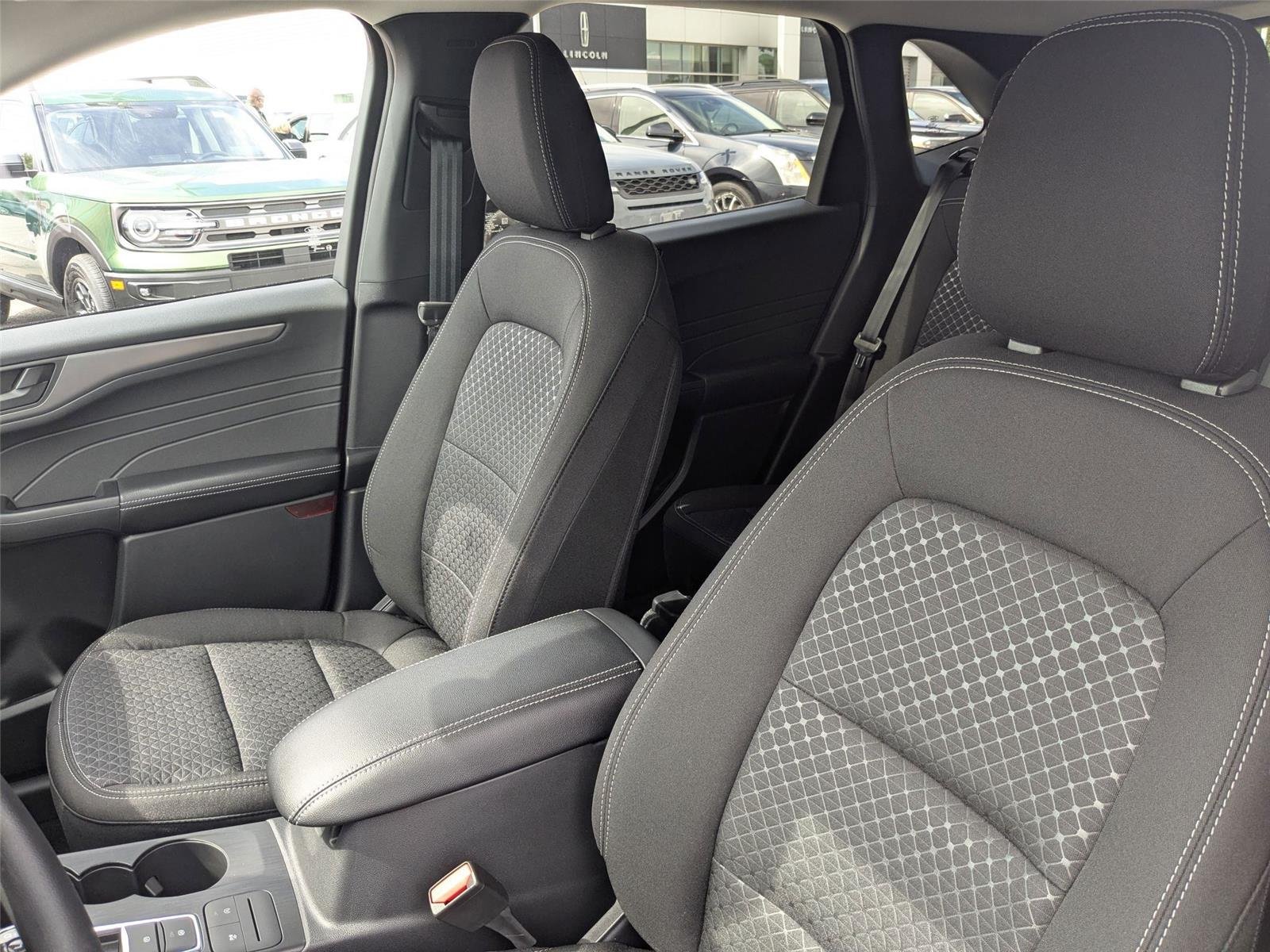 New 2026 Rapid Red Metallic Tinted Clearcoat Ford Active® image 25
