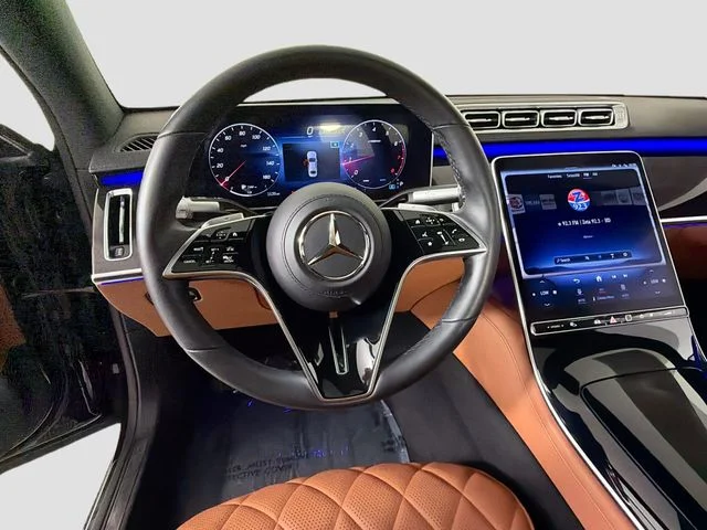 Used 2023 Blue Mercedes-Benz S 580 image 11