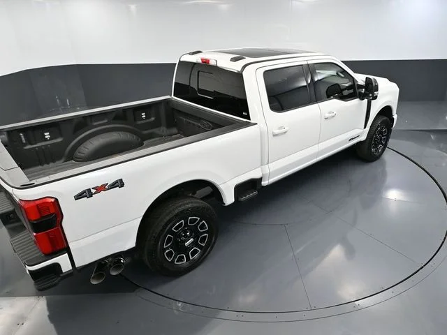 2025 Ford F-250 Super Duty Platinum - Photo 61