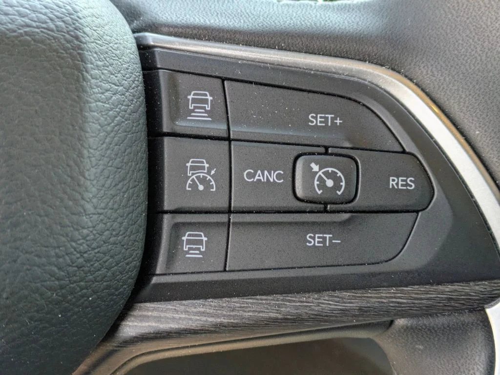 2025 Jeep Grand Cherokee Limited - Photo 18