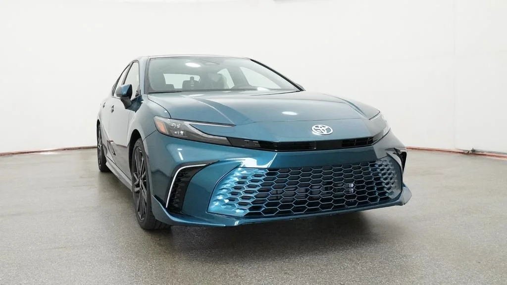 New 2026 Ocean Gem Toyota XSE image 7