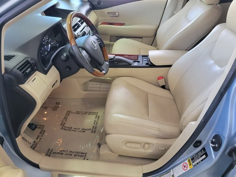 Used 2010 Blue LEXUS FWD 4DR image 9