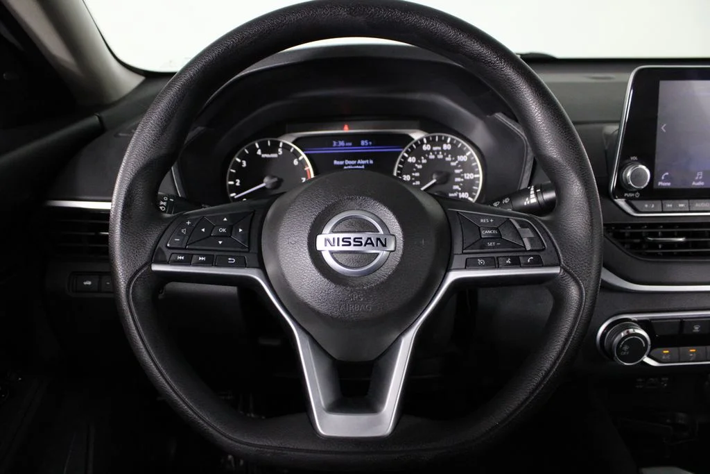 2022 Nissan Altima SV - Photo 10
