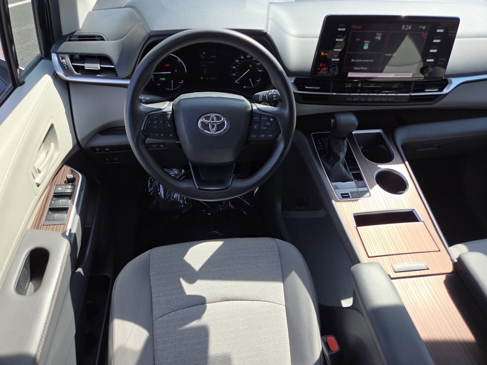Used 2024 Gray Toyota Hybrid LE image 28