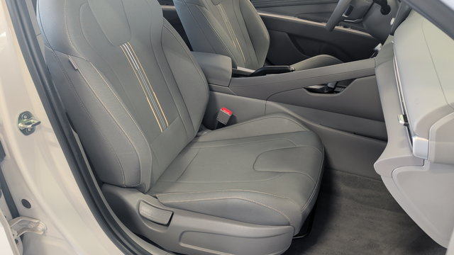 Certified Used 2025 Serenity White Hyundai SEL Sport image 24