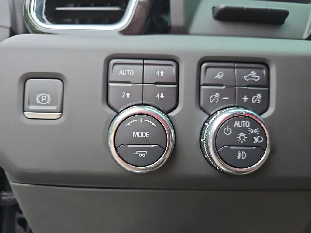Certified Used 2024 Onyx Black GMC Denali Ultimate image 29