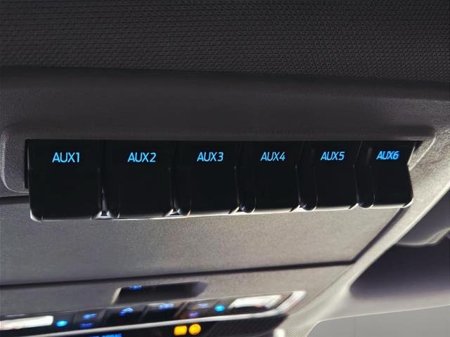 New 2026 Agate Black Metallic Ford F-250® Lariat® image 125