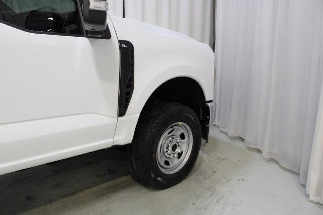 New 2027 Oxford White Ford XL image 61