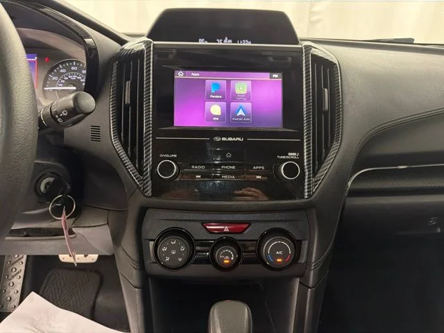 Used 2023 Black Subaru Base image 17