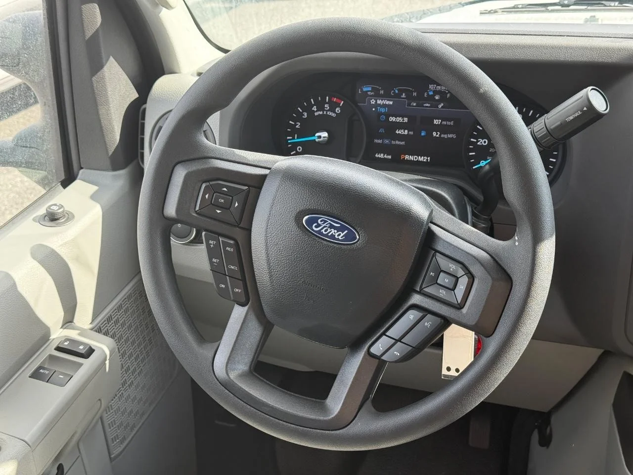 New 2026 Oxford White Ford E-450 DRW image 10