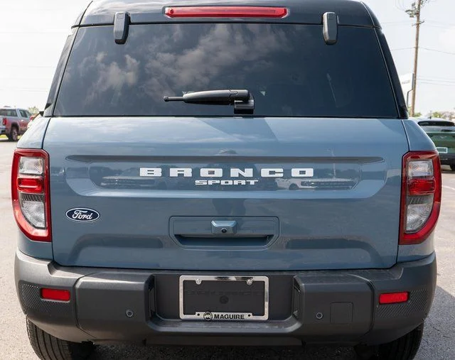 New 2026 Gray Ford Outer Banks image 7