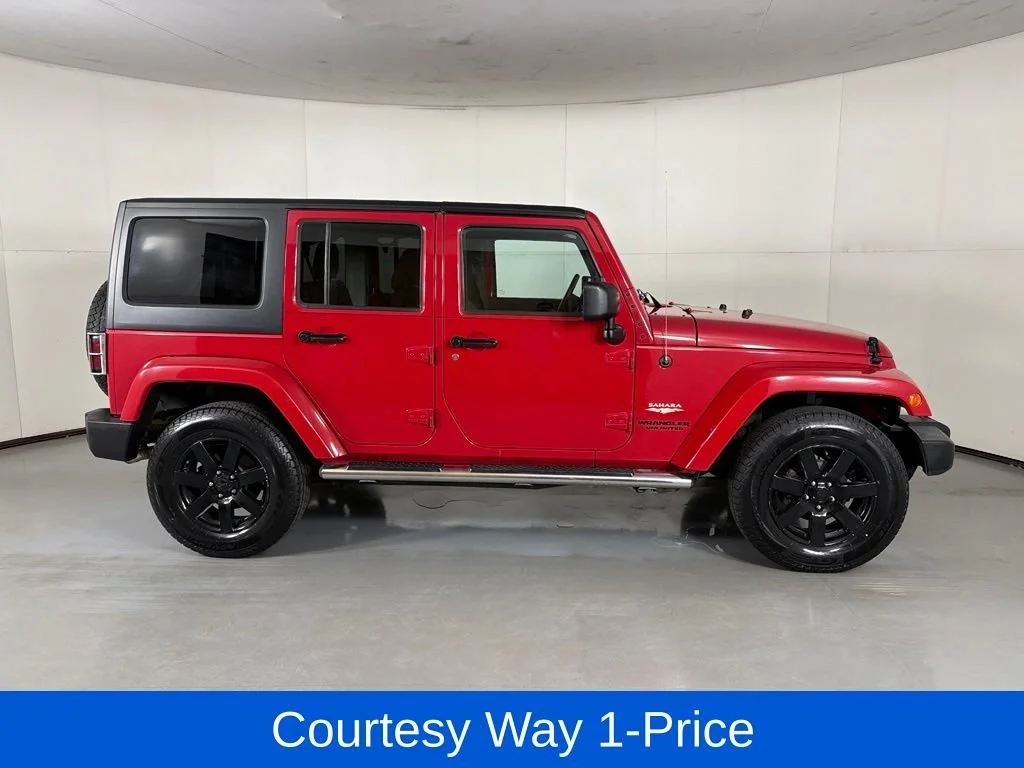 Used 2013 Red Jeep Sahara image 12