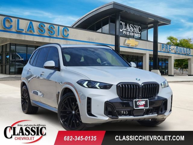 Used 2024 Gray BMW xDrive40i image 1