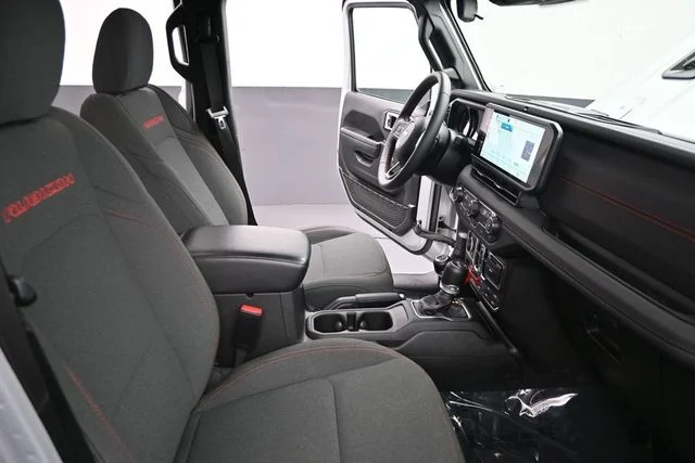 Used 2024 Silver Jeep Rubicon image 18