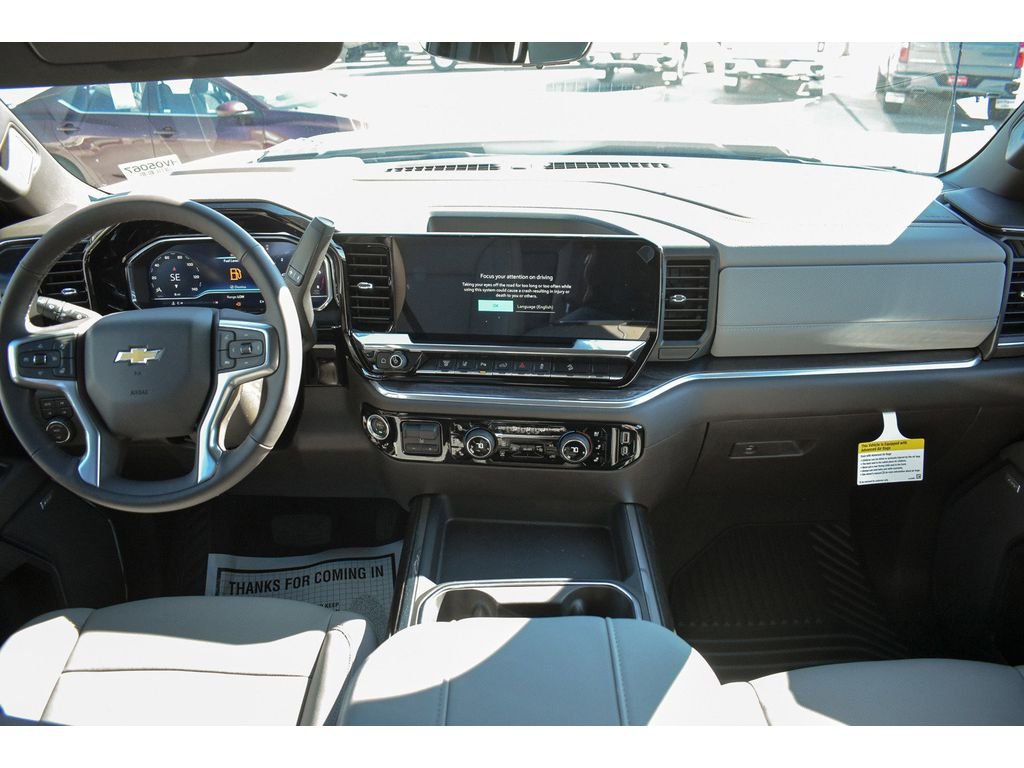 2025 Chevrolet Silverado 3500 HD LTZ - Photo 8