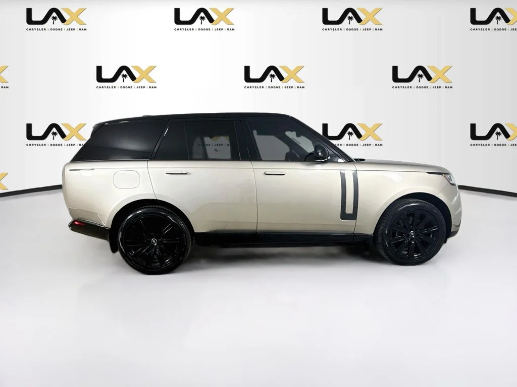 Used 2025 Gold Land Rover SE image 8