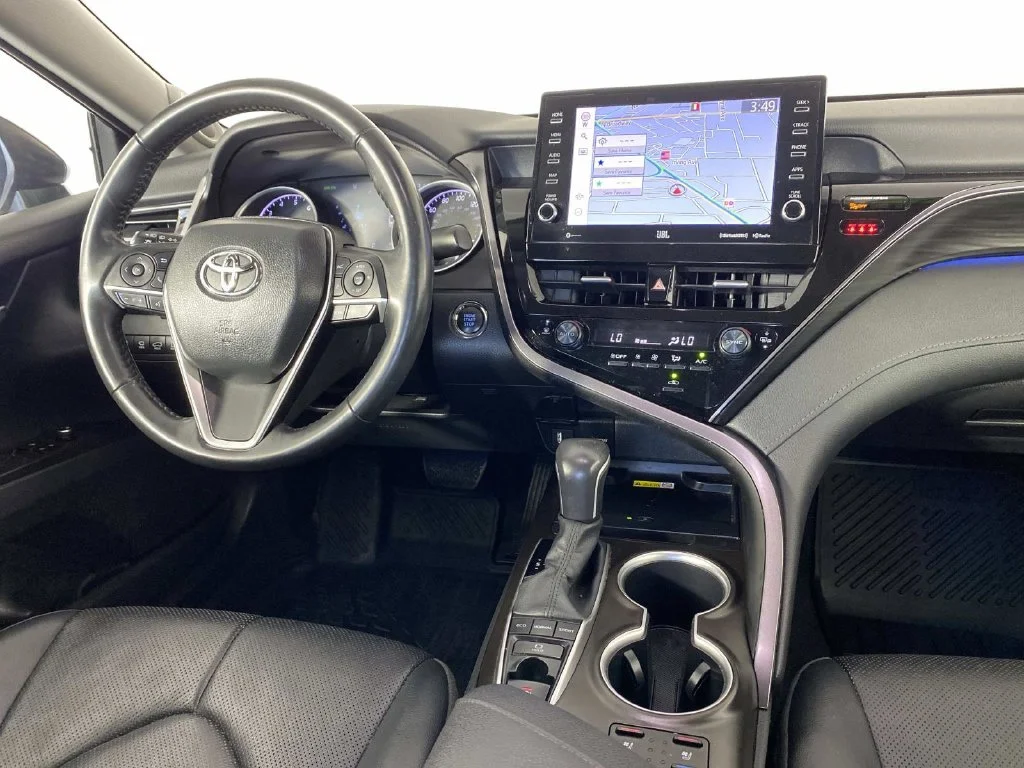 Used 2024 Predawn Gray Mica Toyota XLE image 13