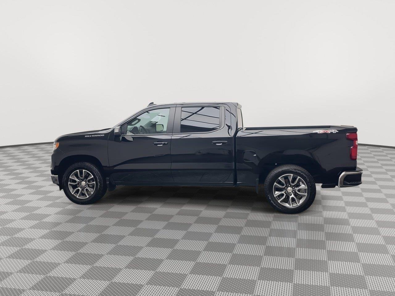 2024 Chevrolet Silverado 1500 LT - Photo 39