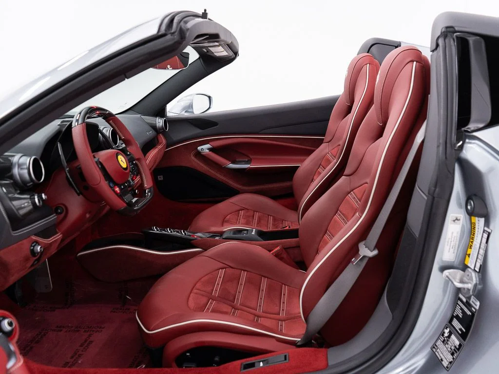 Used 2023 Grigio Titanio Metallic Ferrari  image 23