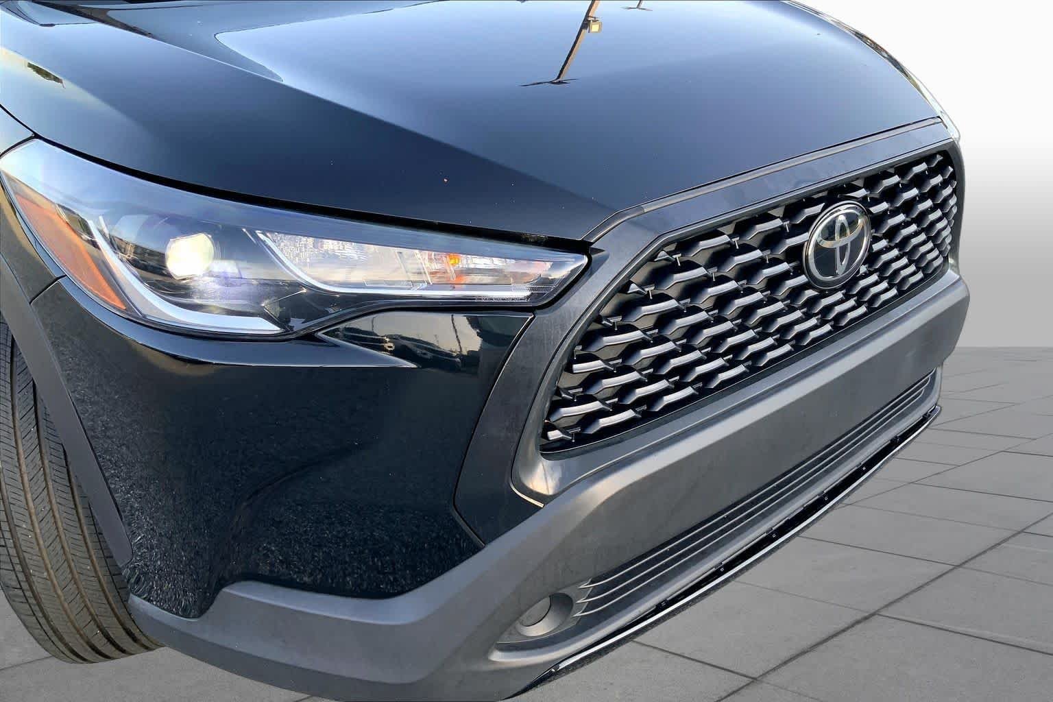 Used 2024 Jet Black Toyota LE image 28