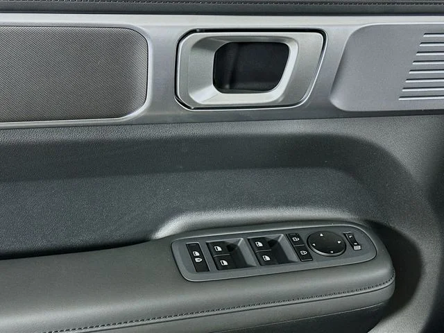 New 2026 Hyundai SANTA FE HYBRID SEL