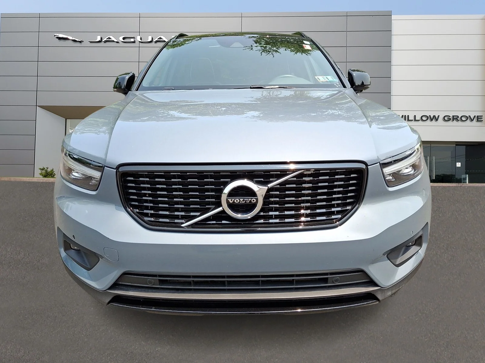 Used 2020 Bursting Blue Metallic - 720 Volvo T5 R-Design image 8
