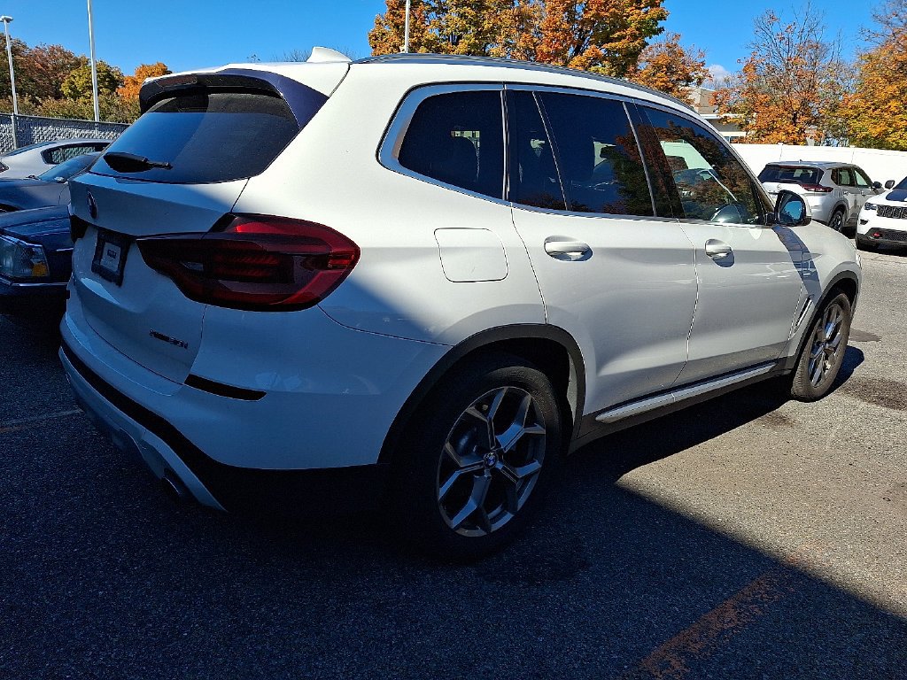 Used 2020 White BMW xDrive30i image 5
