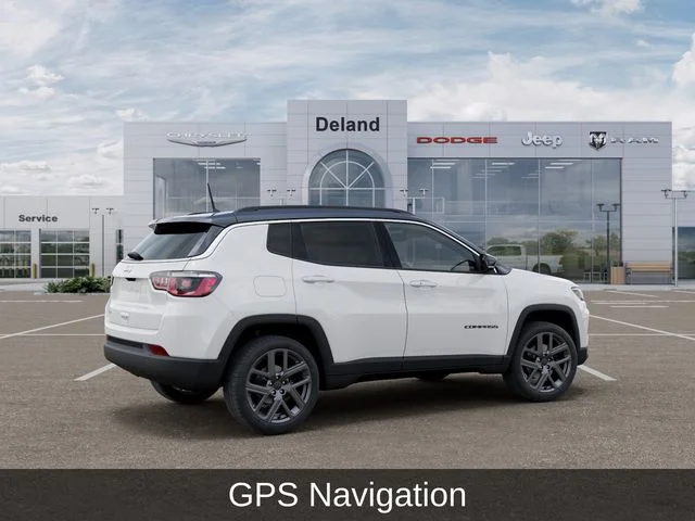 New 2026 Bright White Clear-Coat Exterior Paint Jeep Limited image 4
