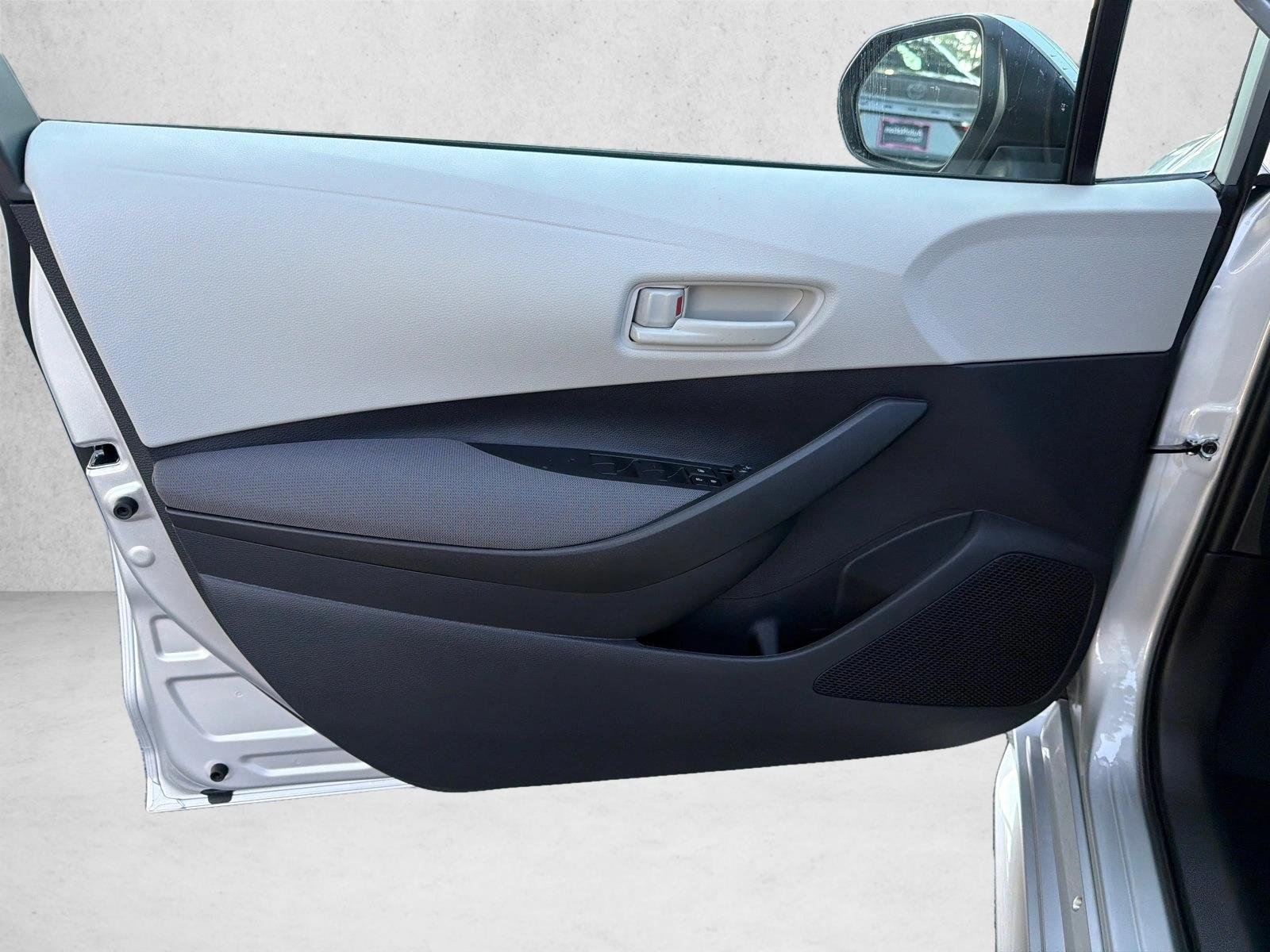 New 2026 Classic Silver Metallic Toyota LE image 10