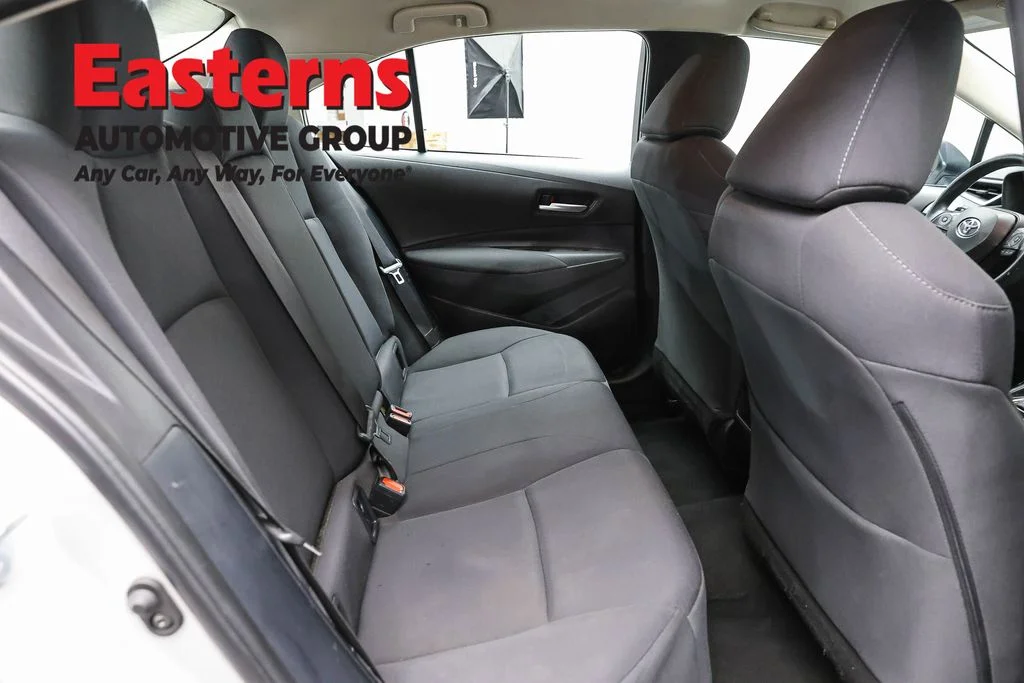 Used 2021 Silver Toyota LE image 22