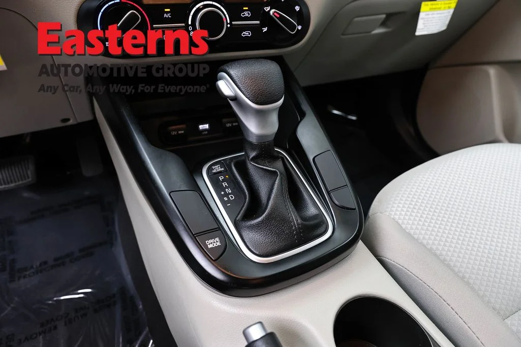 Used 2025 White Kia LX image 13