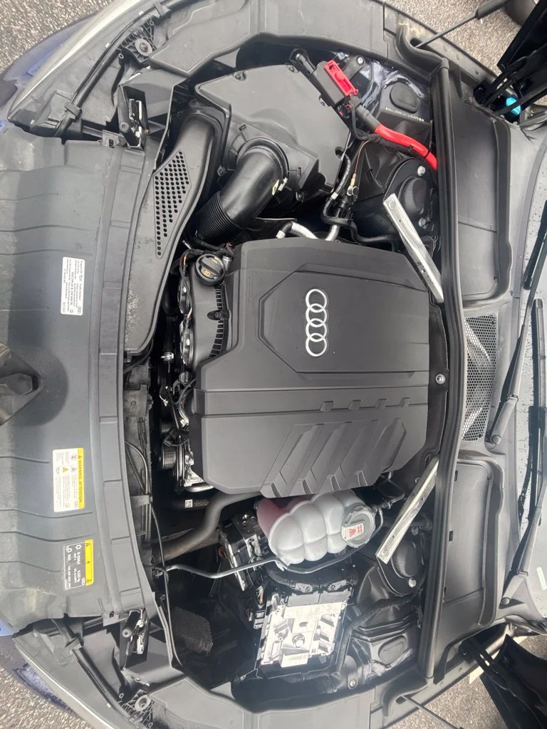Certified Used 2025 White Audi 45 S line Premium image 9
