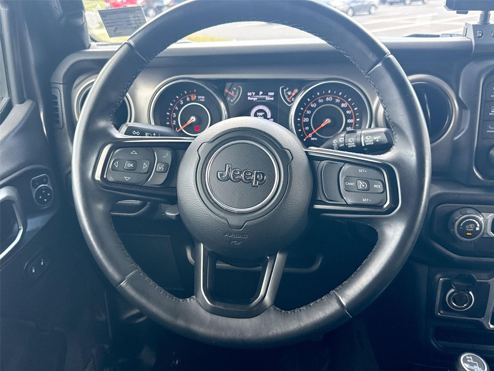 Used 2018 Granite Crystal Metallic Clearcoat Jeep Sport S image 23