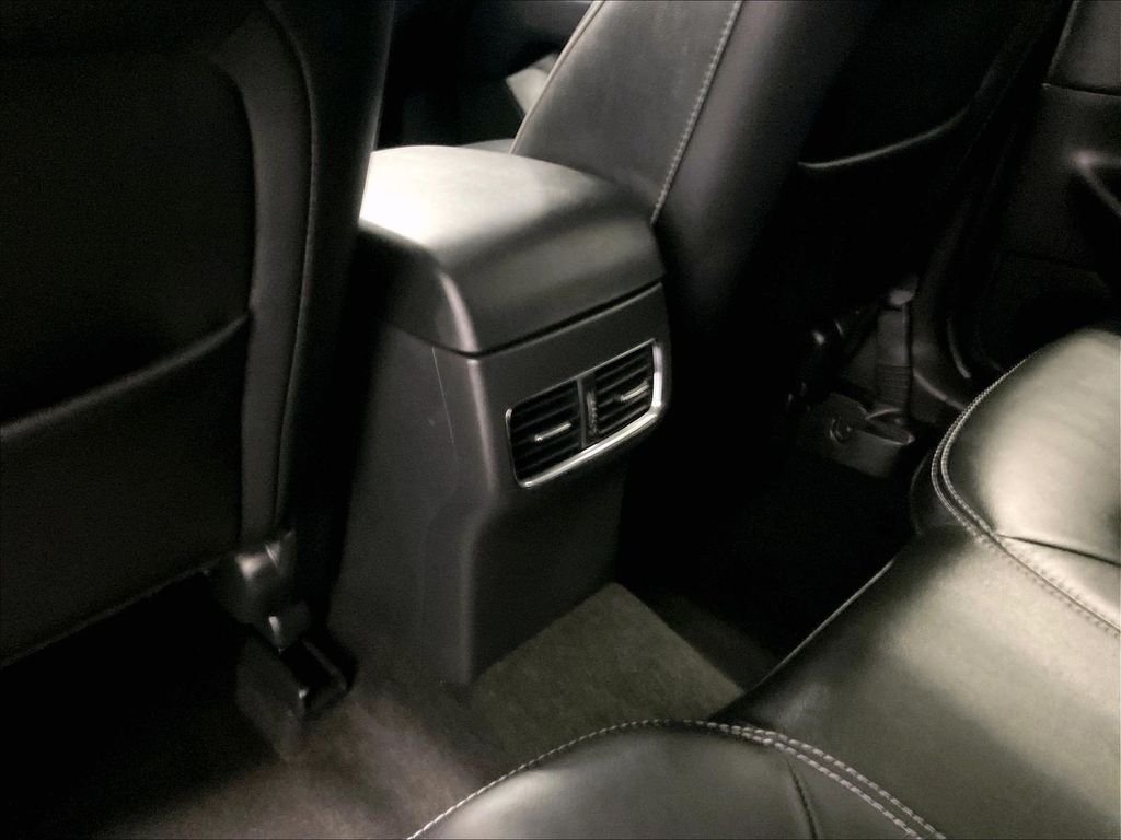 Used 2025 White Mazda 2.5 S Preferred Package image 28