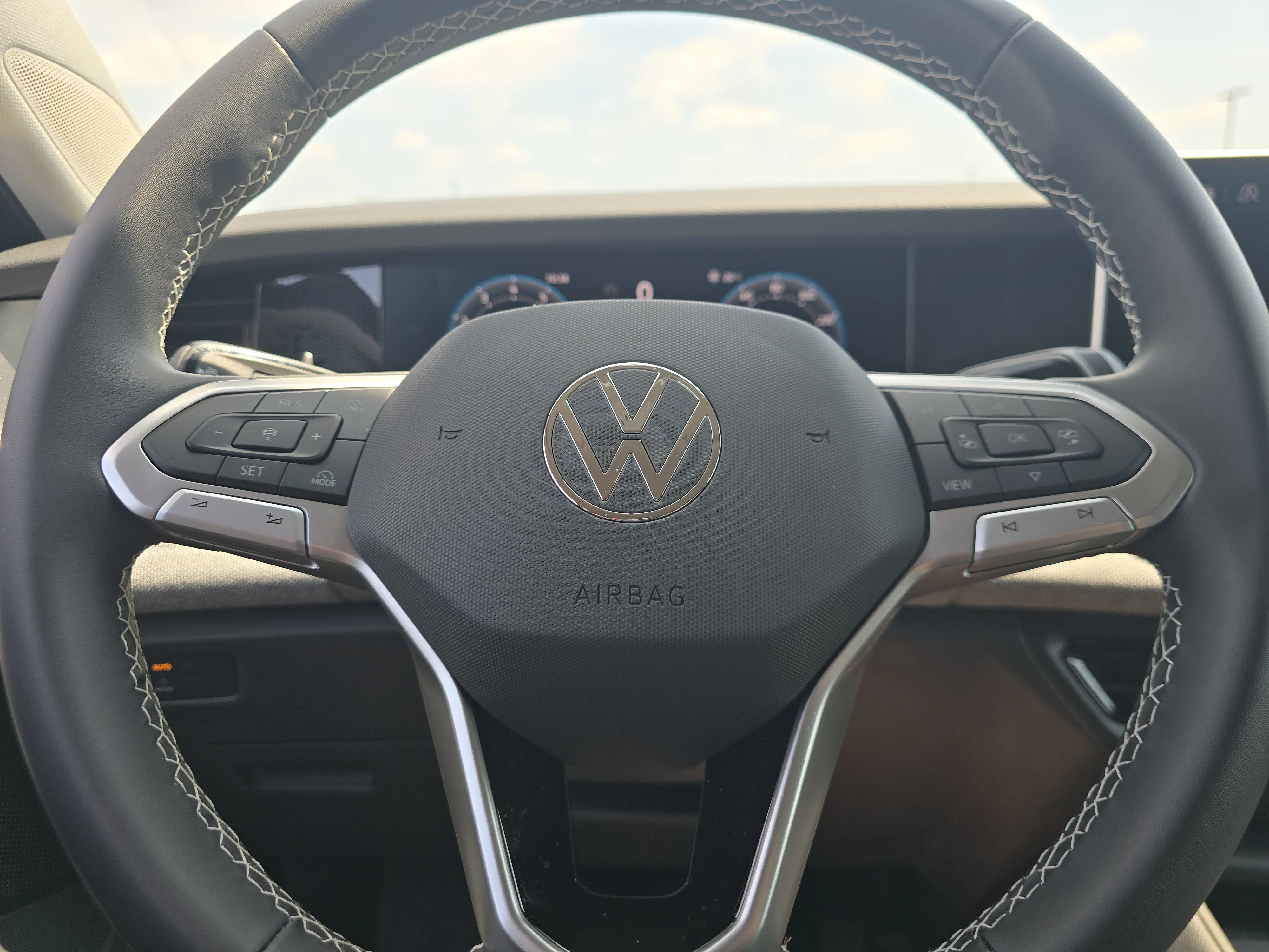 New 2026 Platinum Gray Metallic Volkswagen S image 20