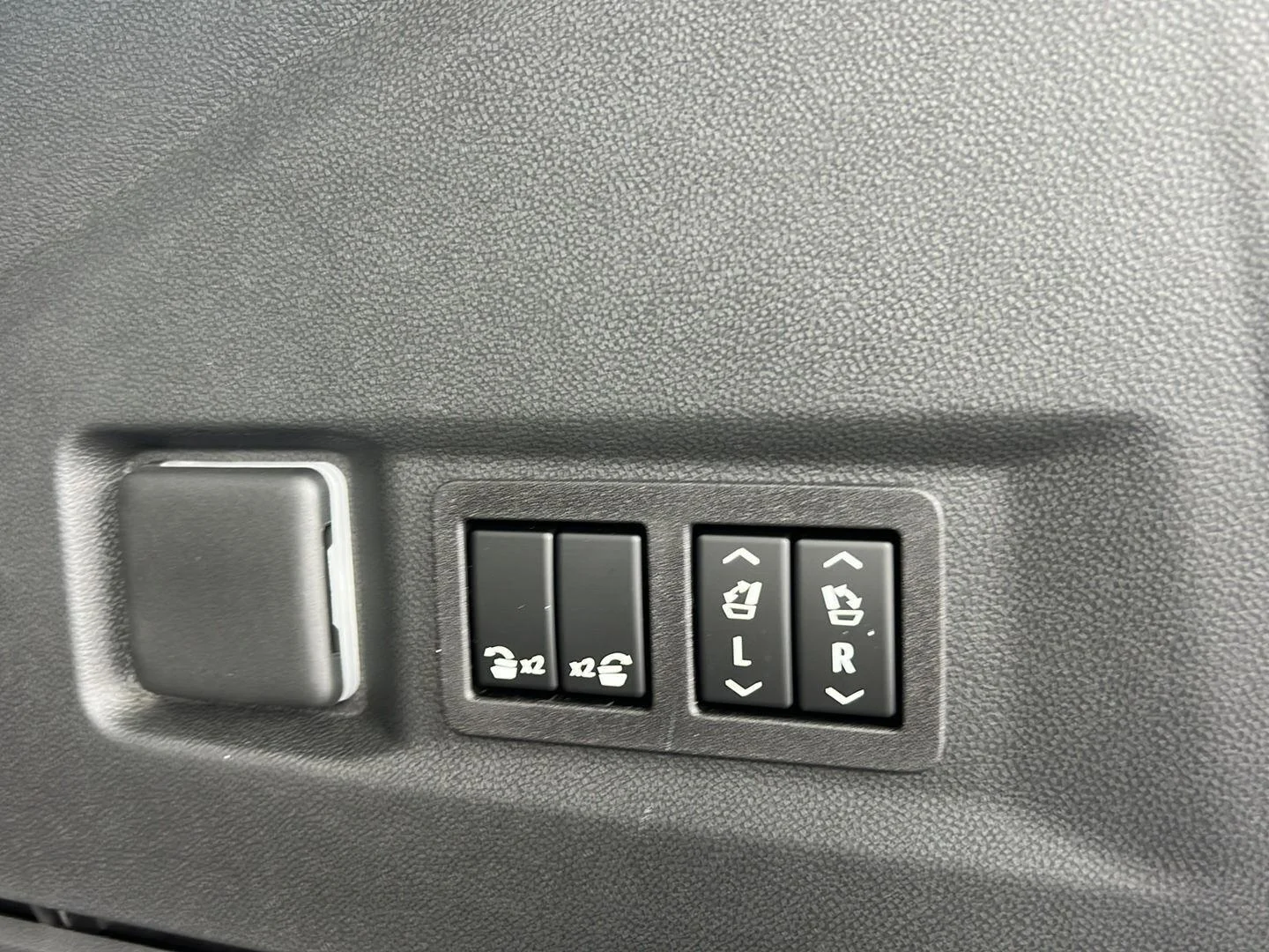 2026 Chevrolet Tahoe High Country - Photo 42