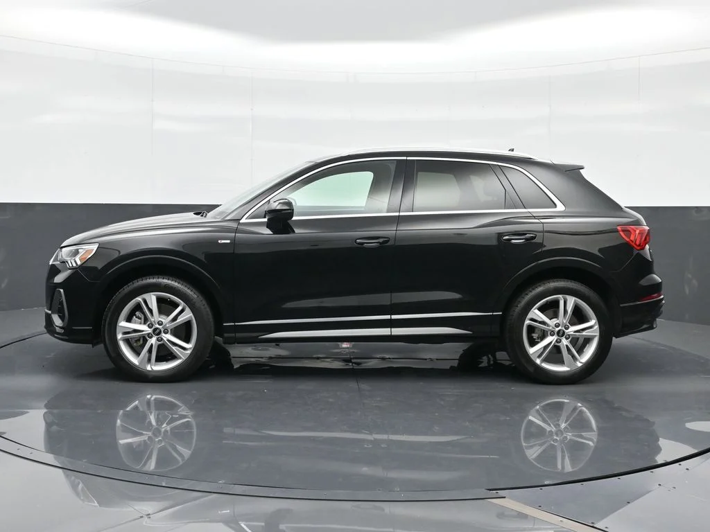 Used 2022 Black Audi Premium Plus image 3