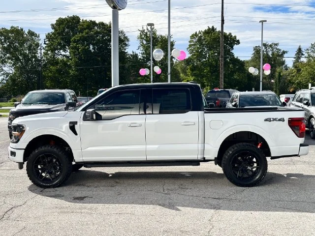 New 2026 Oxford White Ford LIFTED image 4