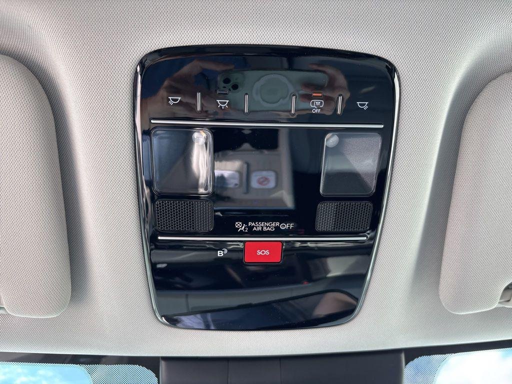 New 2026 Phantom Black Hyundai SEL AWD image 30