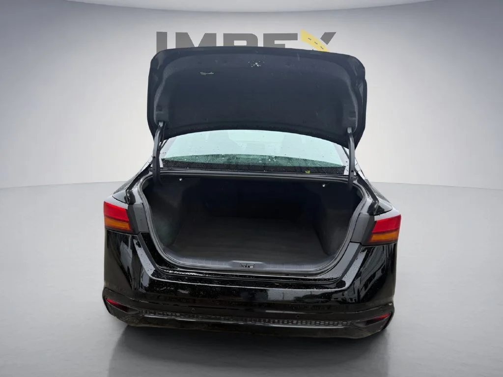 Used 2025 Black Nissan S image 14