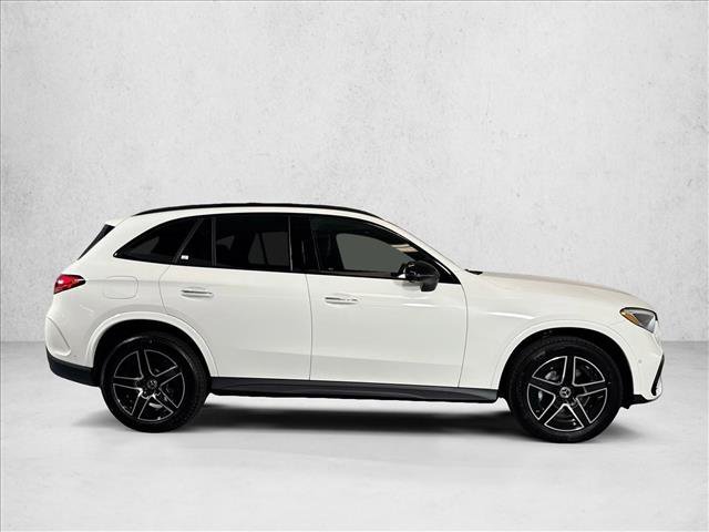 New 2026 Polar White Mercedes-Benz GLC 300 image 33