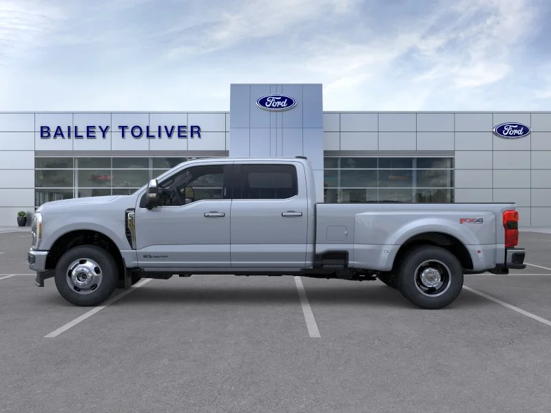 New 2026 Glacier Gray Metallic Tri-Coat Ford F-350® King Ranch® image 28