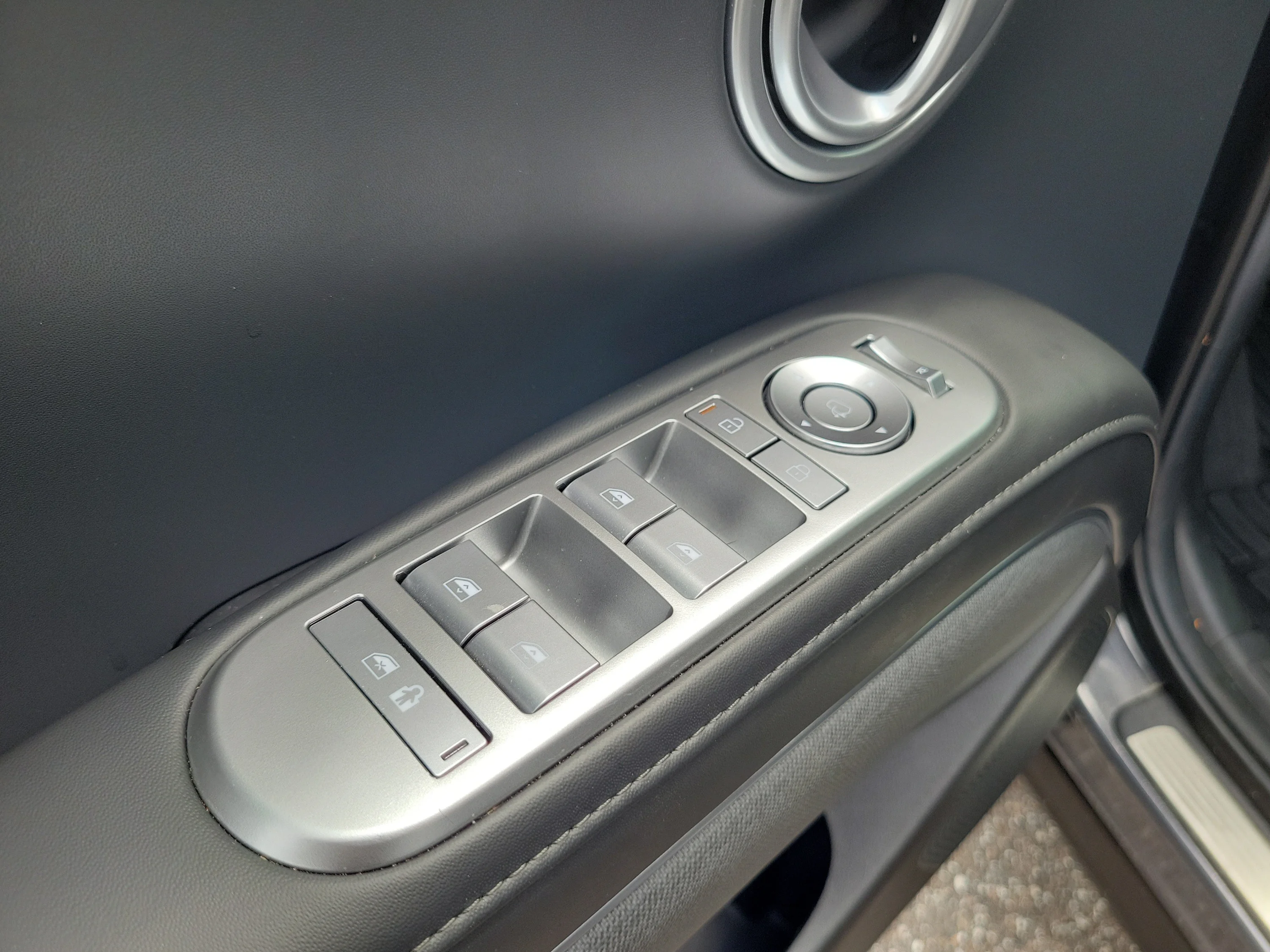 Used 2026 Ecotronic Gray Pearl Hyundai Calligraphy image 23