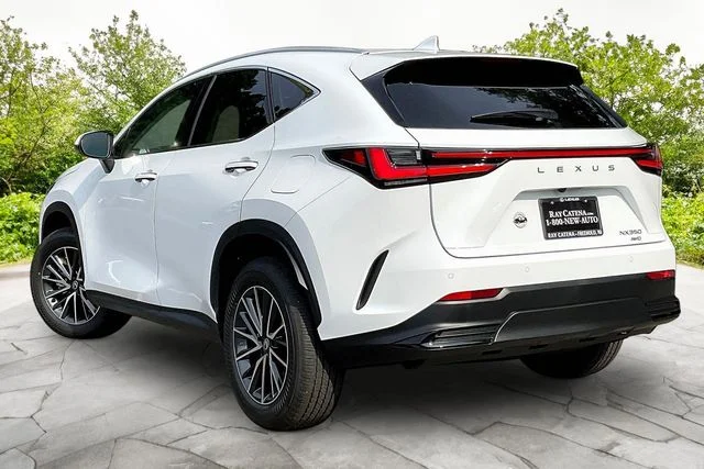 New 2026 White Lexus 350 Premium image 3