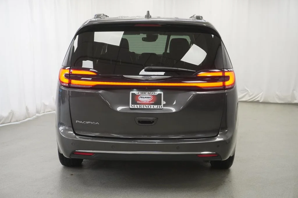 Certified Used 2021 Gray Chrysler Touring L image 11